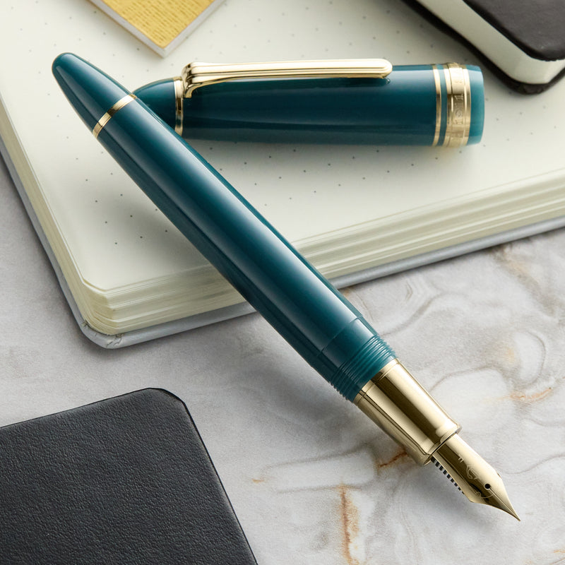 Sailor 1911 Casual L Stable Fountain Pen - Muted Green