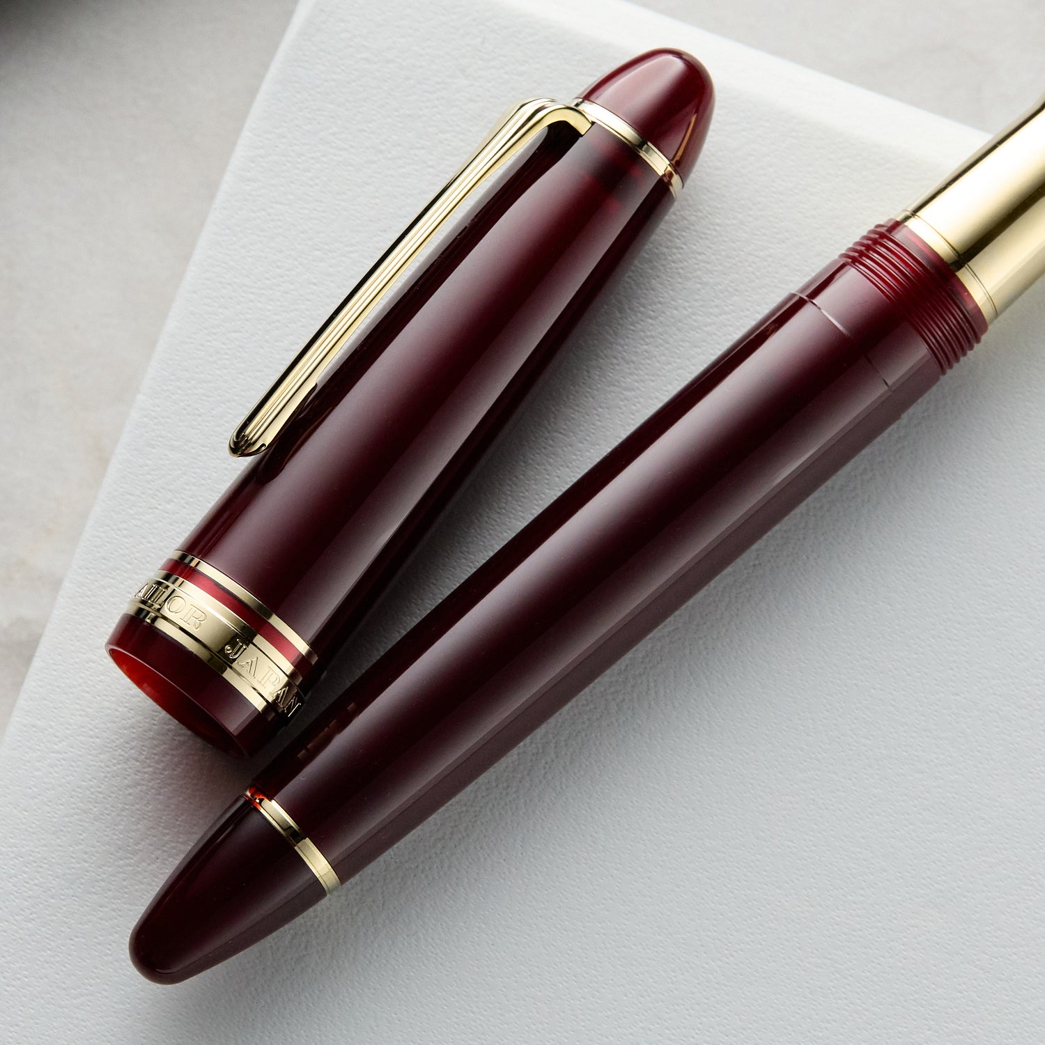 Sailor 1911 Casual L Stable Fountain Pen - Muted Red - The Goulet
