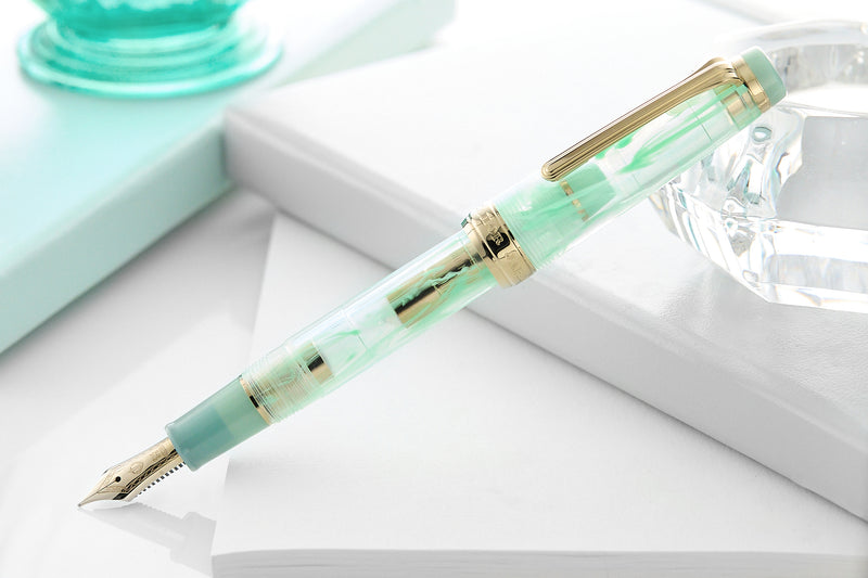 Sailor Veilio Fountain Pen - Pearl Mint (Limited Production)