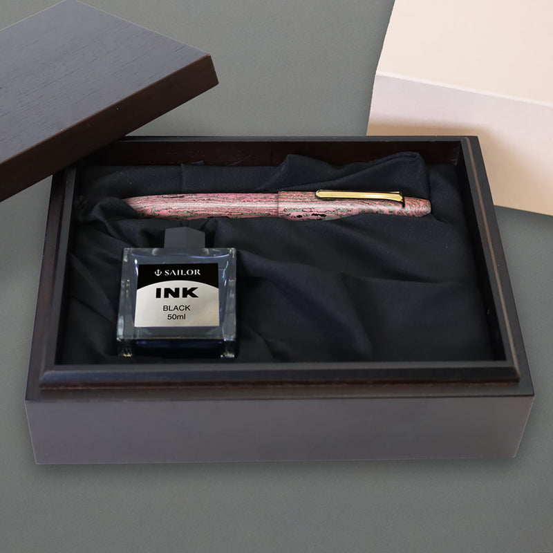 Sailor King of Pens Naginata Togi Ebonite Fountain Pen - UMESAKI (Limited Edition)