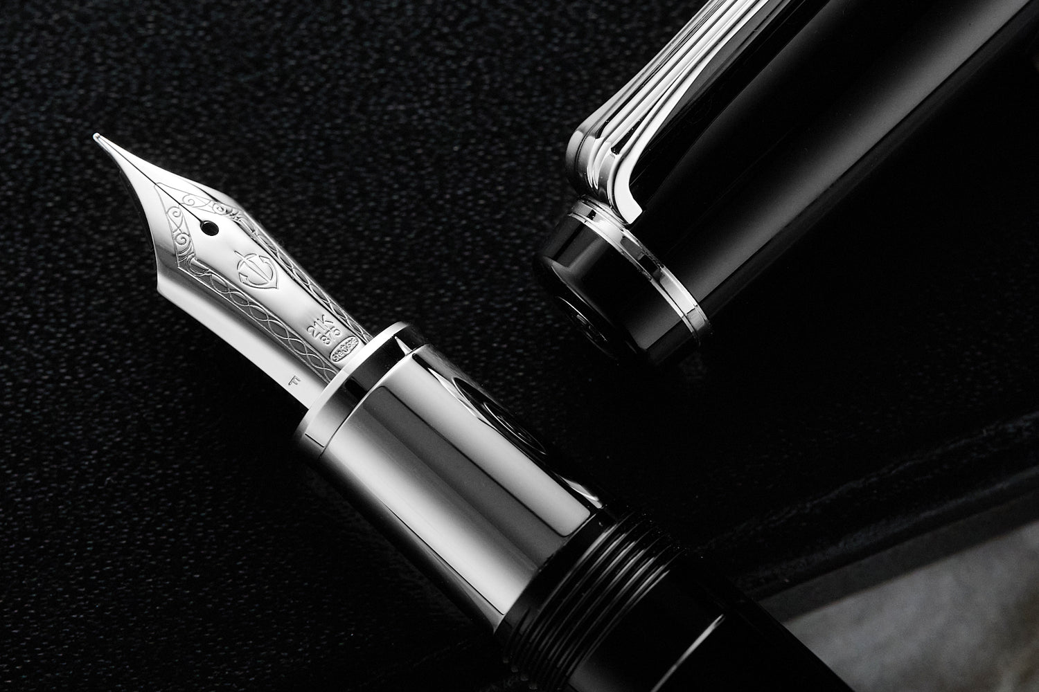 Sailor Pro Gear Fountain Pen - Ginza Silver (Limited Edition) - The ...