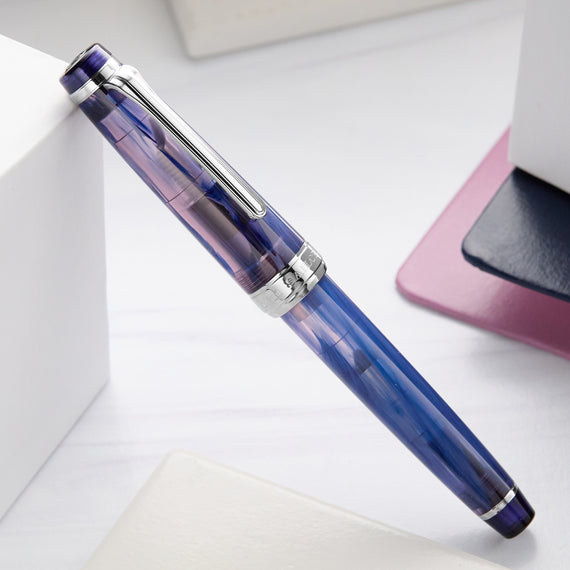 Sailor Veilio Fountain Pen - Purple (Limited Production)