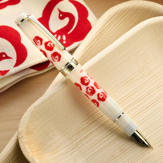 Sailor X KAMAWANU Pro Gear Fountain Pen - Tsurumaru-ume (Limited Edition)