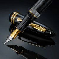 Sheaffer Balance III Fountain Pen - Glossy Black/Gold