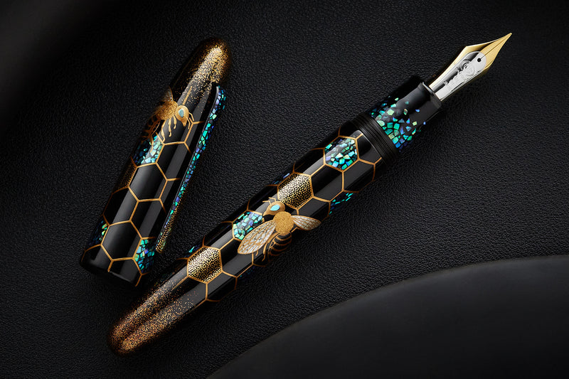 TACCIA Empress Maki-e Fountain Pen - Honey Bee (Limited Edition)