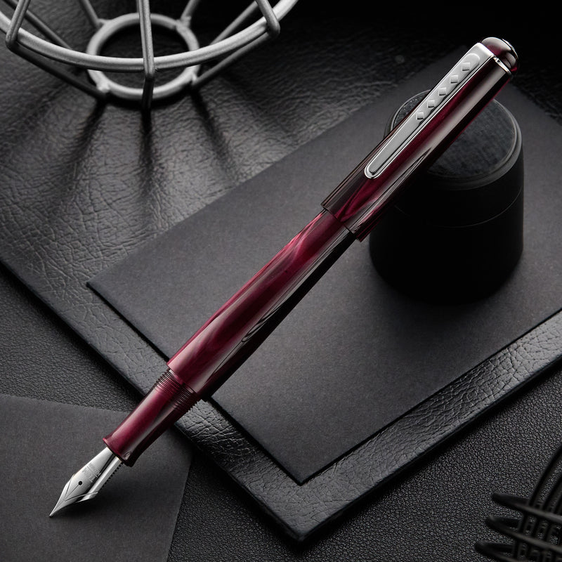 Tom Hessin Charles Fountain Pen - Castle Claret