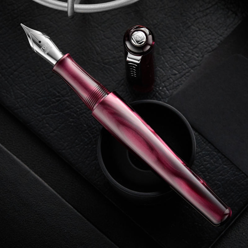 Tom Hessin Charles Fountain Pen - Castle Claret