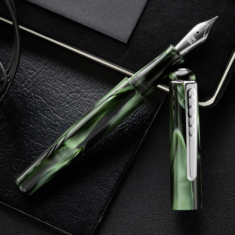 Tom Hessin Charles Fountain Pen - Highland Green