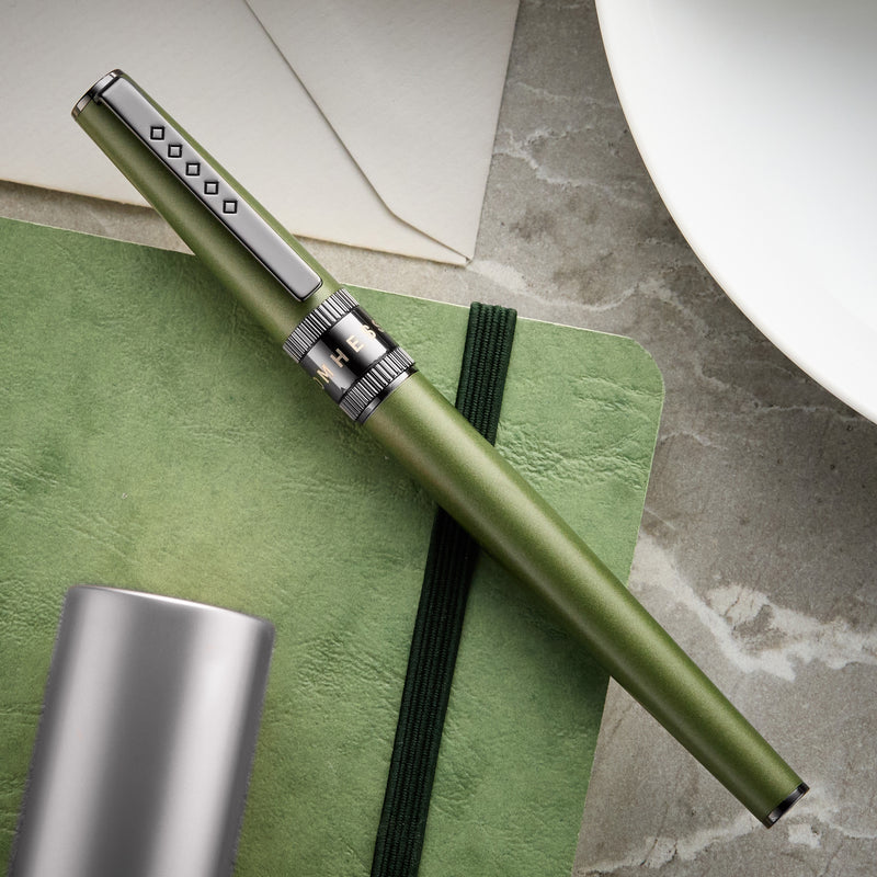 Tom Hessin Rebel Fountain Pen - Garrison Green