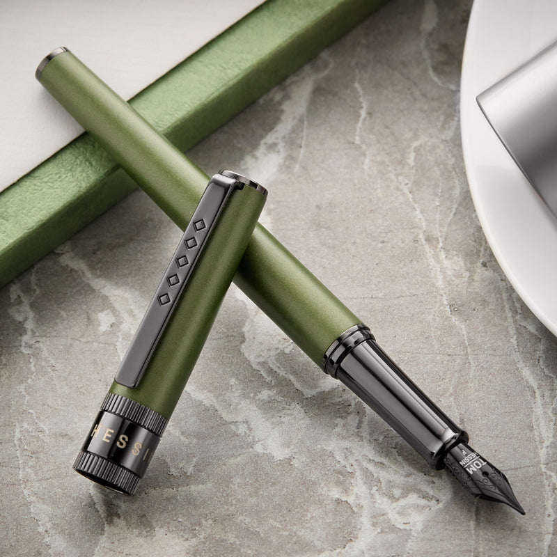 Tom Hessin Rebel Fountain Pen - Garrison Green