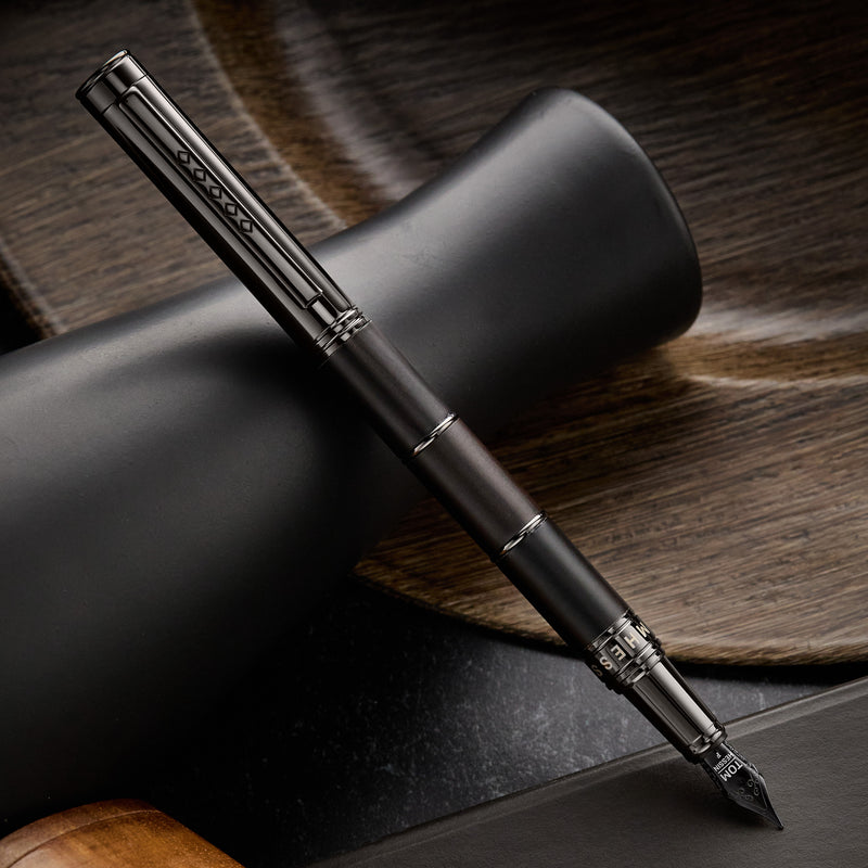 Tom Hessin Revolution Fountain Pen - Charcoal