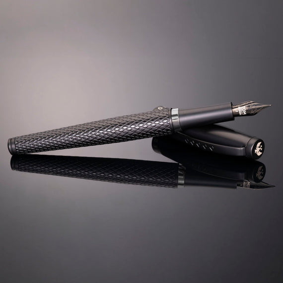 Tom Hessin Magnetic Series Fountain Pen - Carbon Steel
