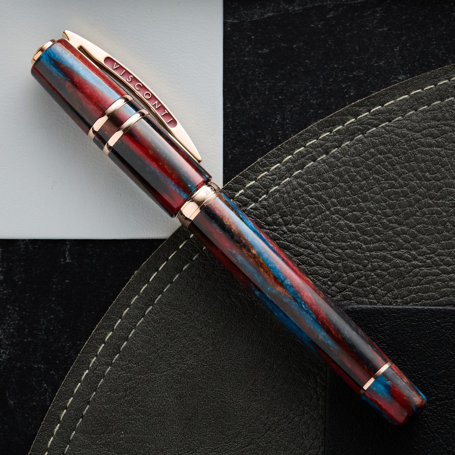 Visconti HomoSapiens マリーンスティール オーバーサイズ Visconti Homo Sapiens Fountain Pen - Crystal Dream (14k Nib) - The