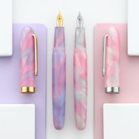 (Bottom Shelf) Wearingeul Literature Preface Fountain Pen - A Dream Within a Dream