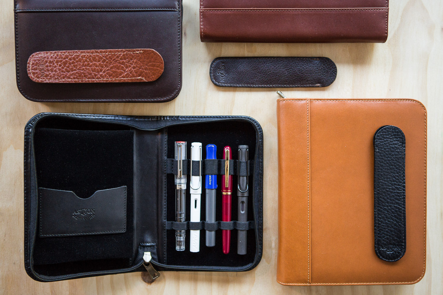 Aston Leather Zippered 20 Pen Case