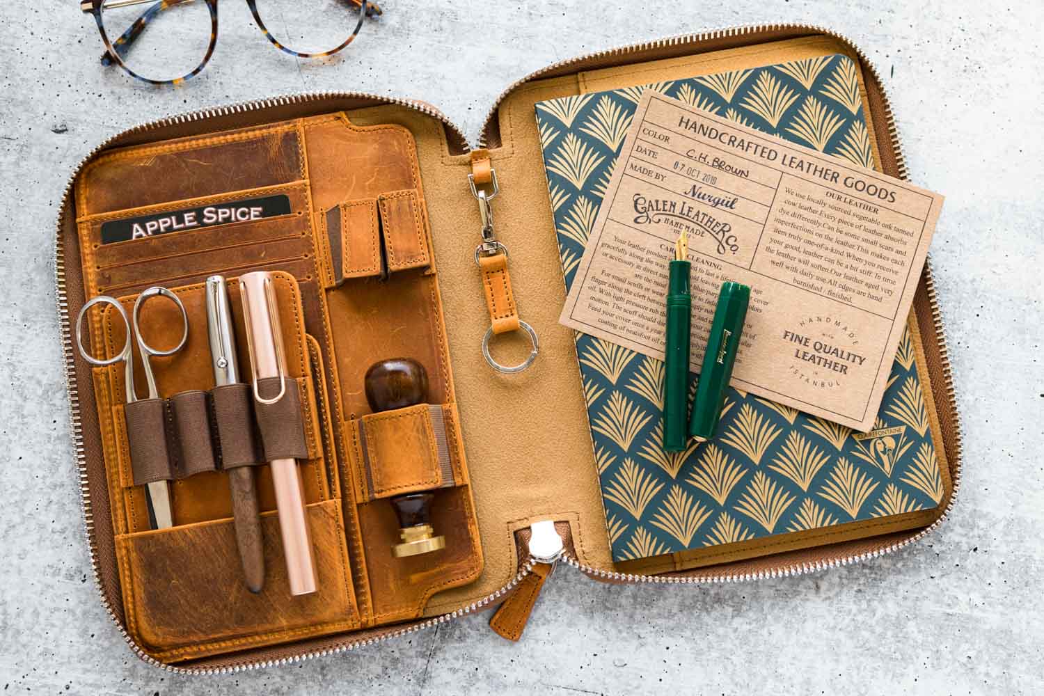 CRASPIRE A5 Lederen boekhoes met kaartsleuven waterdichte notebookhoes CRASPIRE A5 Lederen boekhoes met kaartsleuven waterdichte notebookhoes