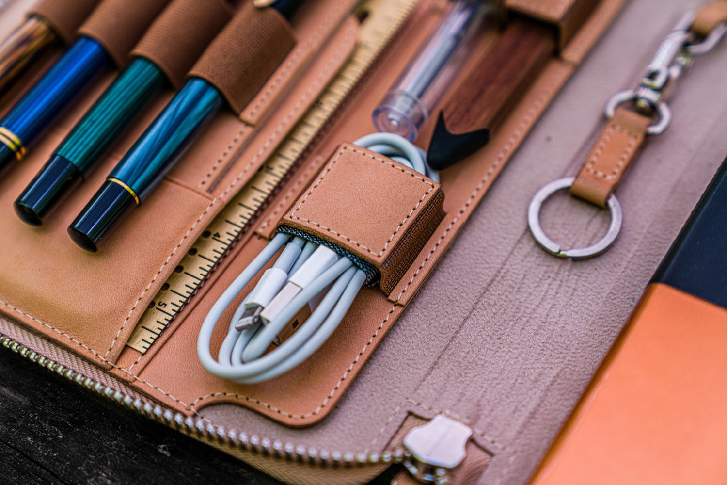 Leather Padfolio, Leather Sketchbook Holder and Pencil Case