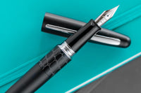 Pilot Metropolitan Fountain Pen - Black Crocodile