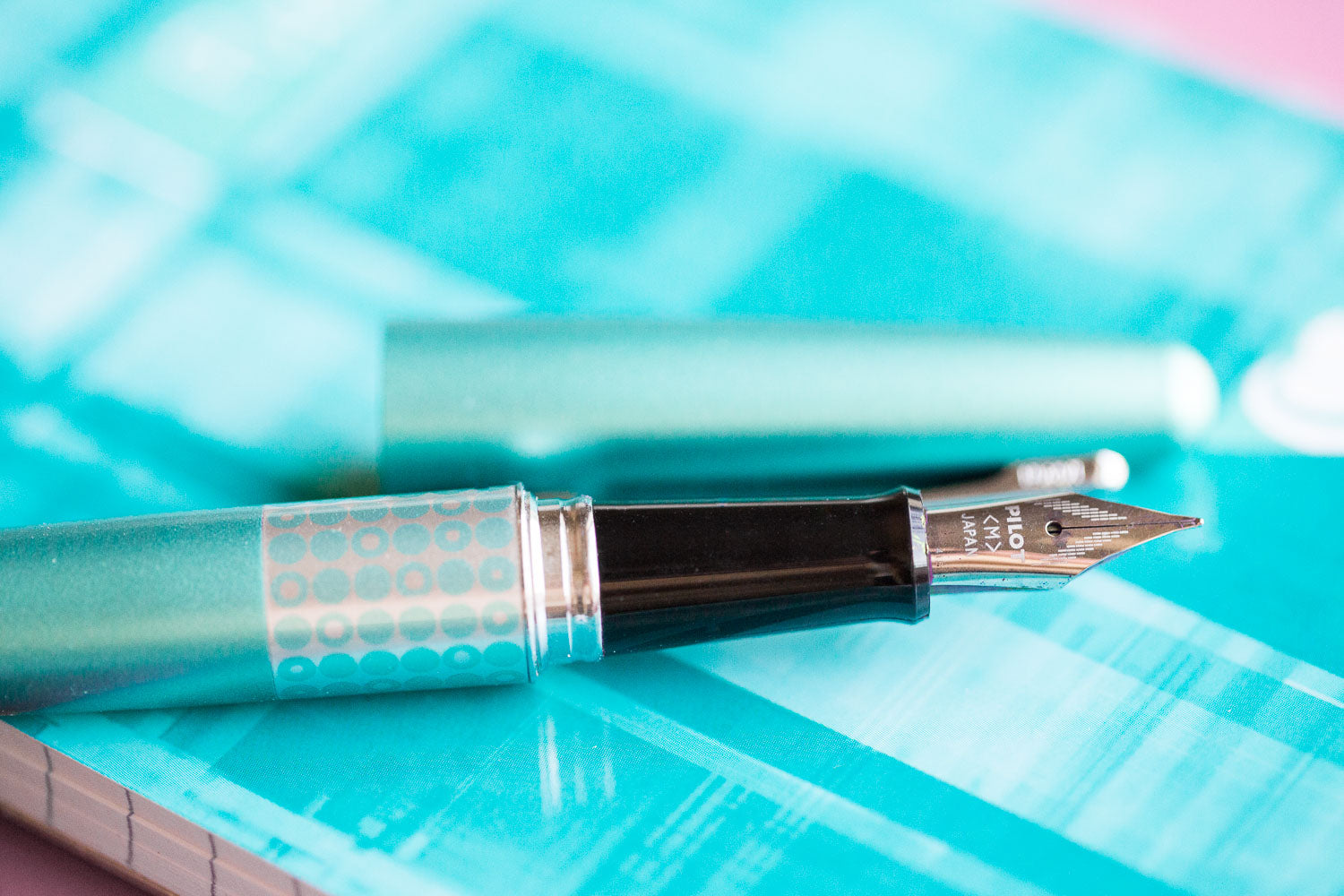 Pilot Metropolitan Fountain Pen - Retro Pop Turquoise With 1.0mm Stub Nib