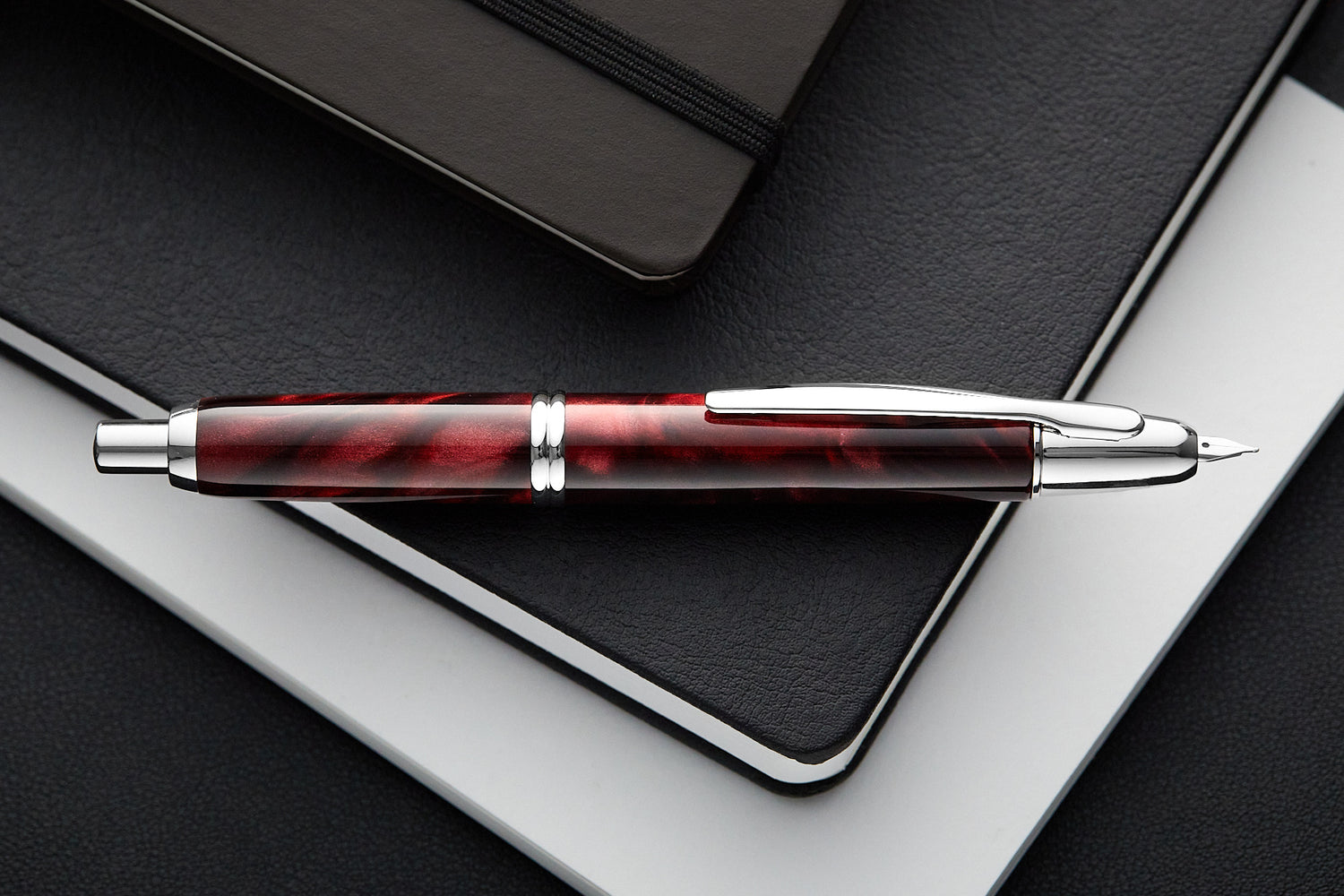 PILOT VANISHING POINT FOUNTAIN PEN - RED FINE NIB — Pickle Papers