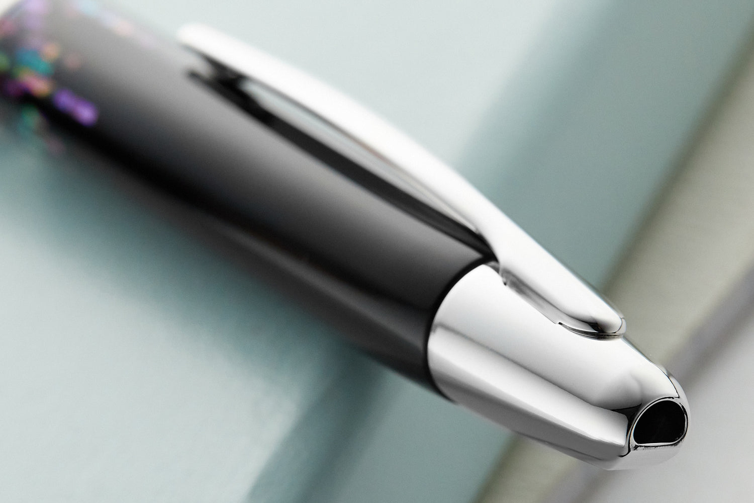 Pilot Vanishing Point Fountain Pen - Raden Stripe – Lemur Ink