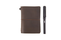 Traveler's Notebook - Brown (Passport)