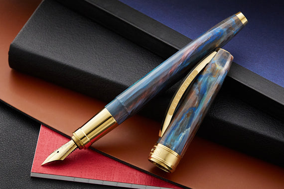 Visconti Van Gogh Fountain Pen - Oiran (Gift Set)